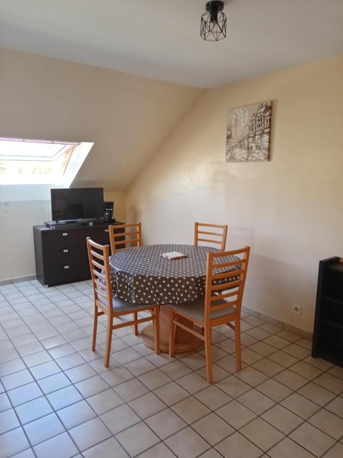 Marguerite Appartement Massiac Buitenkant foto