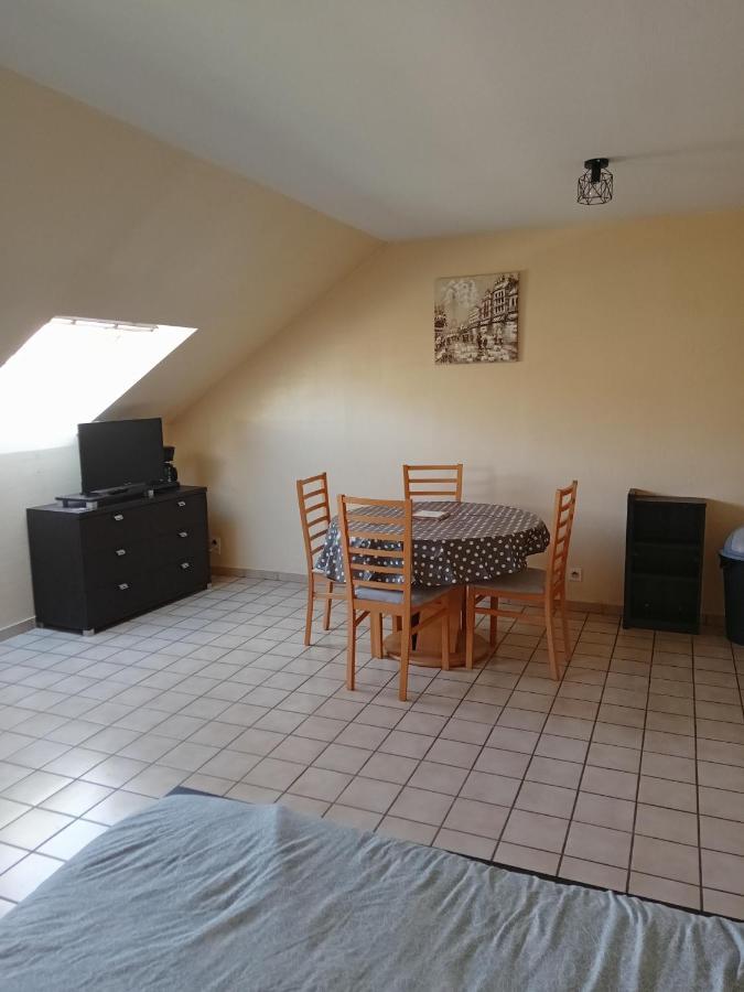 Marguerite Appartement Massiac Buitenkant foto